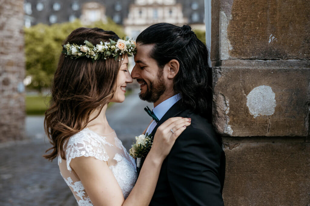 Brautpaar Fotoshooting im Schloss Ehreshoven