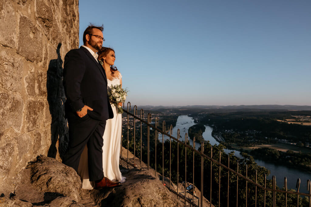 Wunderbarer Ausblick vom Drachenfels in der Abendsonne